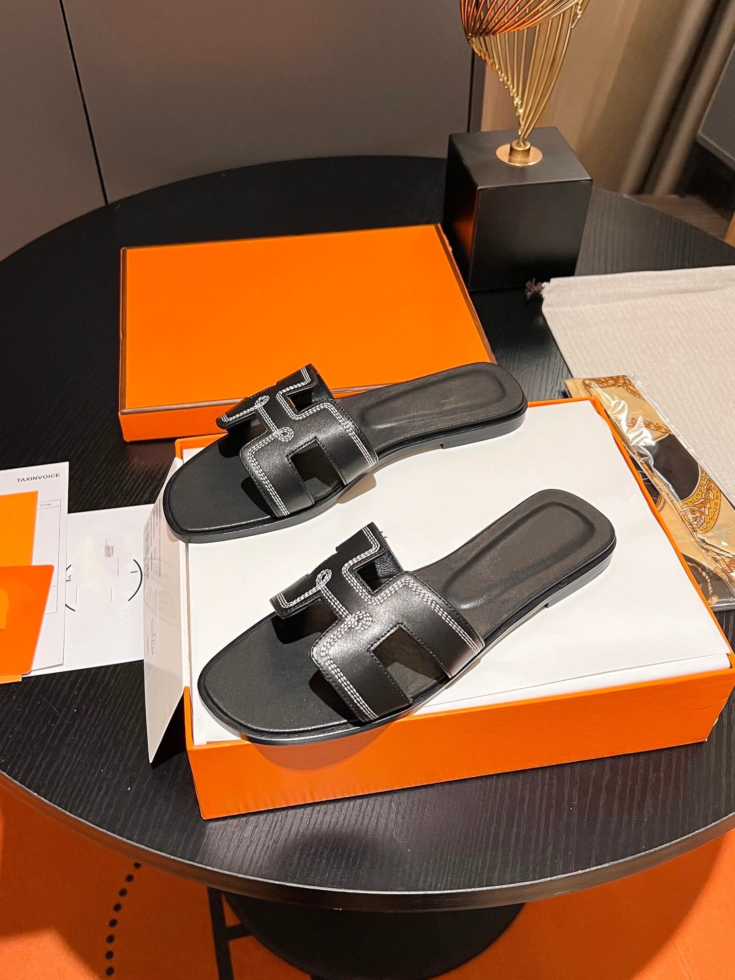 HERMES 0RAN SANDAL Calfskin Black