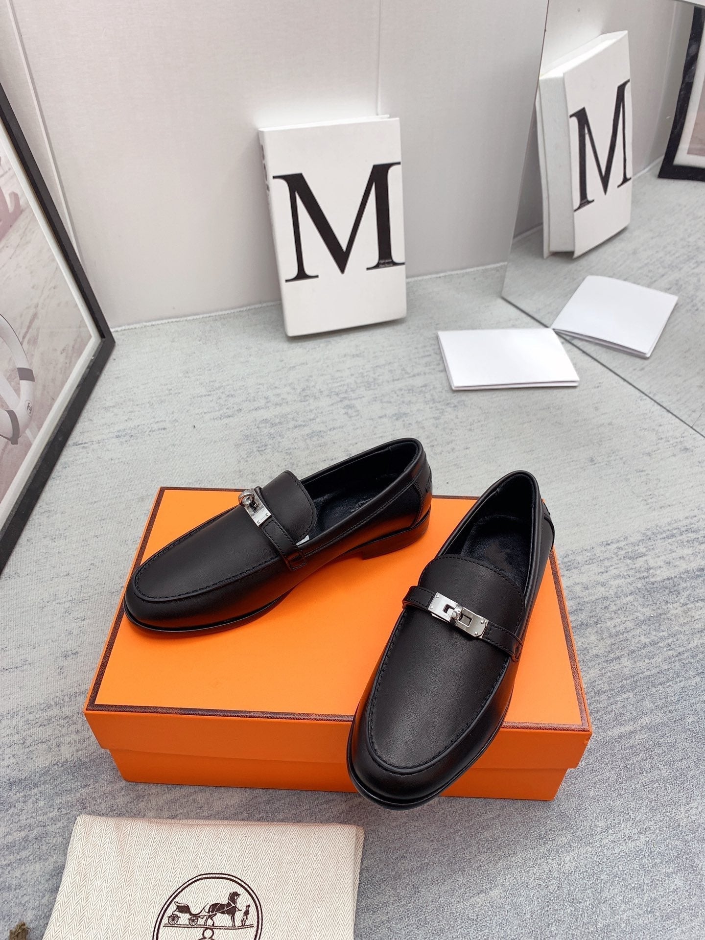 HERMES Destin Loafer Black